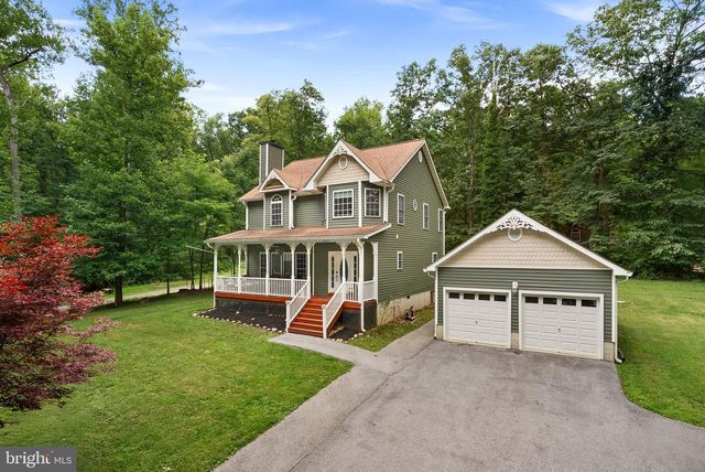 1534 LAKESIDE DR, Harpers Ferry, WV 25425