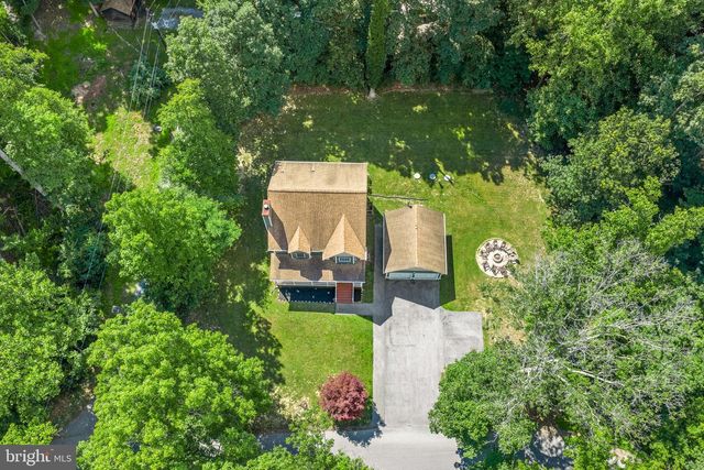 1534 LAKESIDE DR, Harpers Ferry, WV 25425