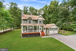 1534 LAKESIDE DR, Harpers Ferry, WV 25425