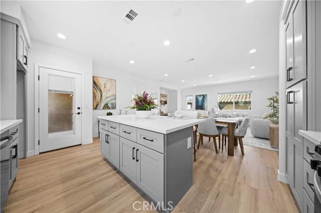 7692 9th Street 113, Buena Park, CA 90621