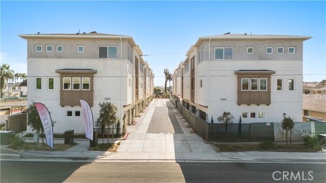 7692 9th Street 113, Buena Park, CA 90621