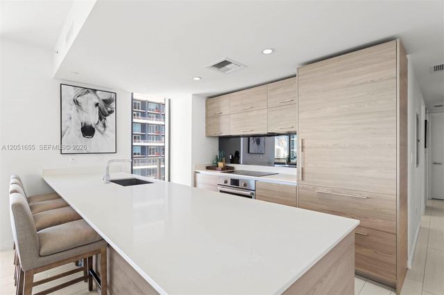 1300 S Miami Ave 2206, Miami, FL 33130
