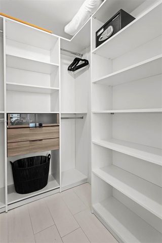 1300 S Miami Ave 2206, Miami, FL 33130