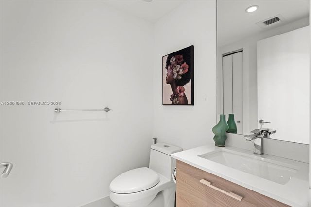 1300 S Miami Ave 2206, Miami, FL 33130