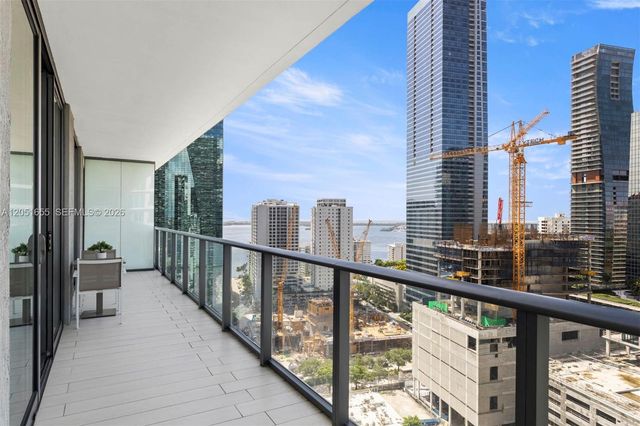 1300 S Miami Ave 2206, Miami, FL 33130