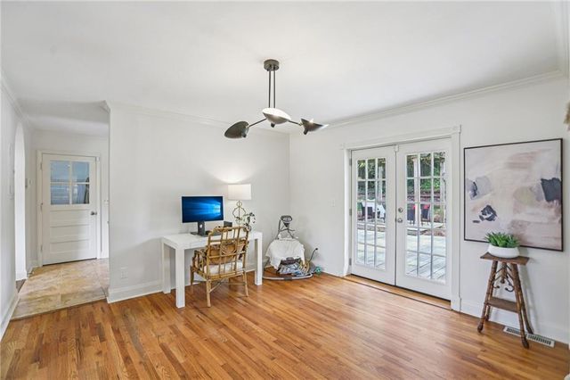 2233 Rando Lane NW, Atlanta, GA 30318