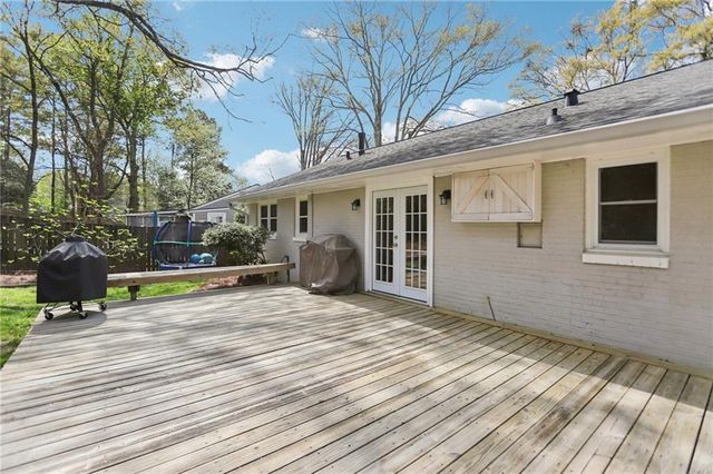 2233 Rando Lane NW, Atlanta, GA 30318