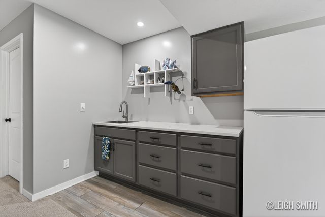 5901 Lynn Drive, Allendale Twp, MI 49401