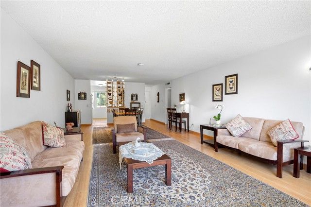 1935 Alpha 214, Glendale, CA 91208