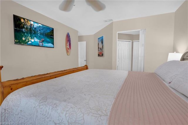 3749 1st PL, Cape Coral, FL 33914