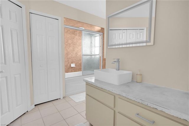 3749 1st PL, Cape Coral, FL 33914
