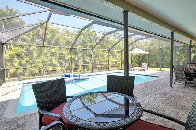 3749 1st PL, Cape Coral, FL 33914