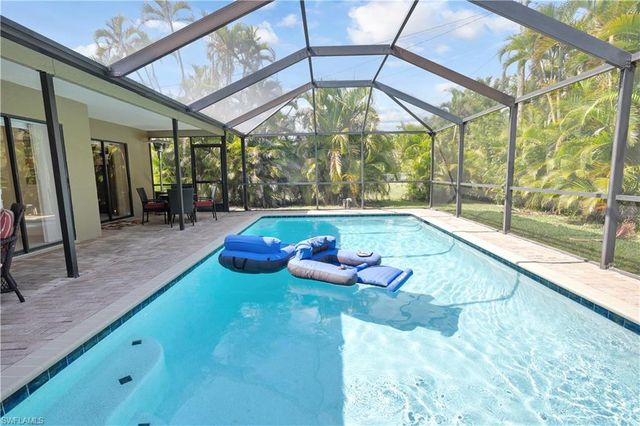 3749 1st PL, Cape Coral, FL 33914