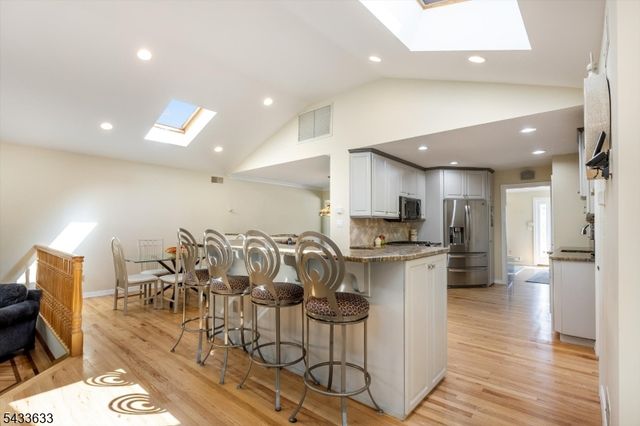 11 Allen Dr, Wayne Twp., NJ 07470
