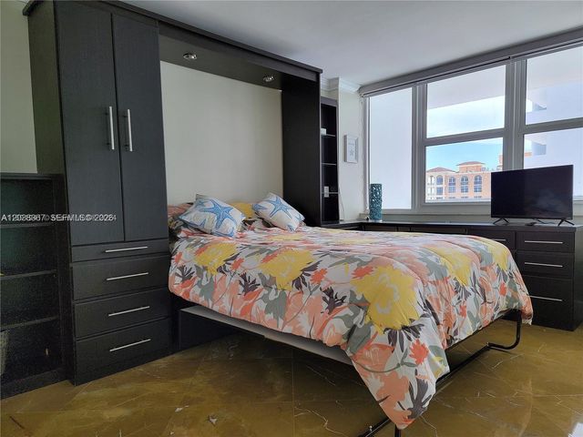 2030 S Ocean Dr 1718, Hallandale Beach, FL 33009