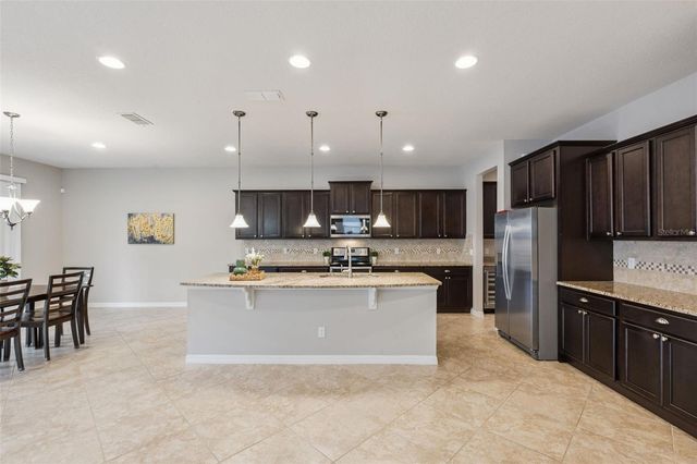 2819 MEAD AVENUE, St Cloud, FL 34771