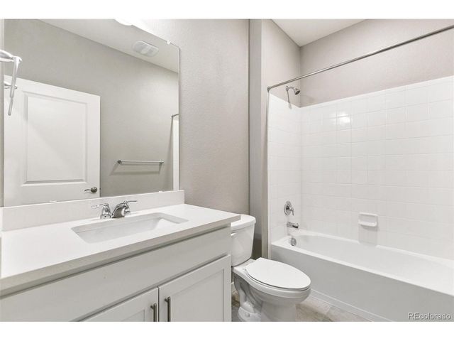 43068 Ganton Club St, Elizabeth, CO 80107