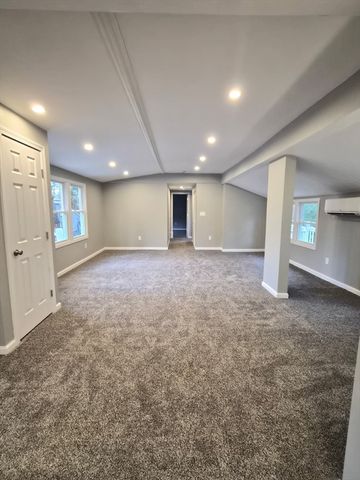 7 David, Carver, MA 02330