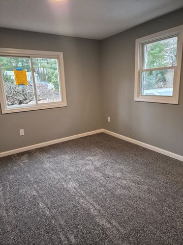 7 David, Carver, MA 02330