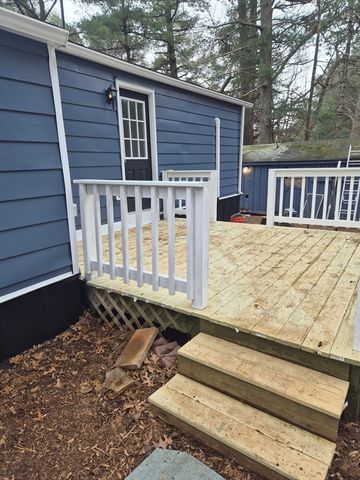 7 David, Carver, MA 02330