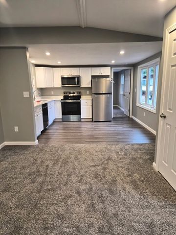 7 David, Carver, MA 02330