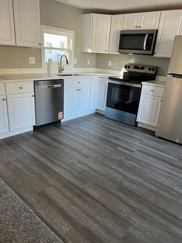 7 David, Carver, MA 02330