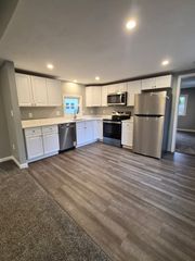 7 David, Carver, MA 02330