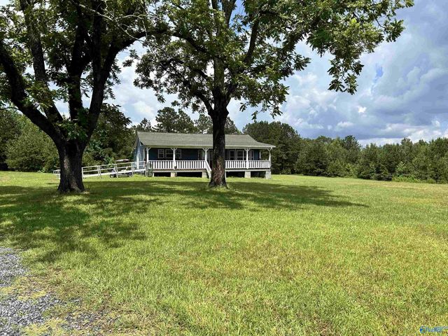 130 County Road 738, Cedar Bluff, AL 35959
