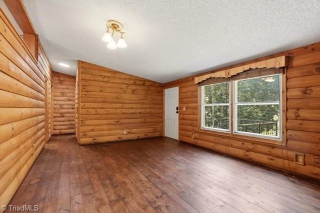 1784 Snowberry Trail, Sophia, NC 27350