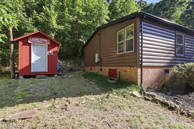 1784 Snowberry Trail, Sophia, NC 27350
