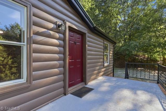 1784 Snowberry Trail, Sophia, NC 27350