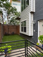 5807 Bryan Parkway 50, Dallas, TX 75206