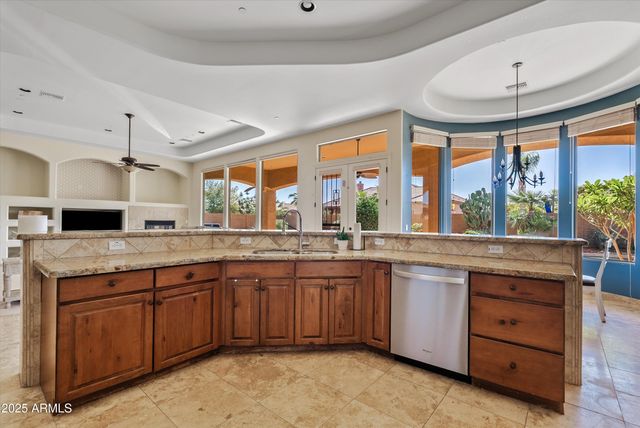 18017 W MONTEBELLO Avenue, Litchfield Park, AZ 85340