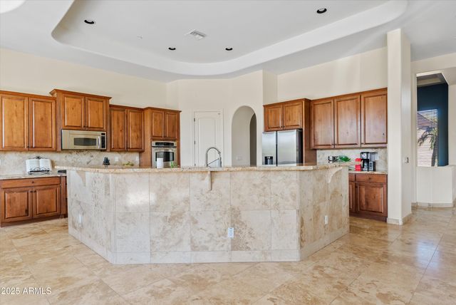 18017 W MONTEBELLO Avenue, Litchfield Park, AZ 85340