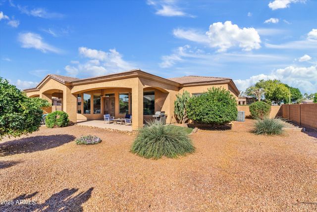 18017 W MONTEBELLO Avenue, Litchfield Park, AZ 85340