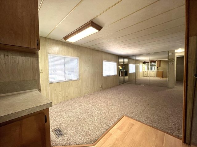 39 E Whippoorwill Lane, Trinity, TX 75862
