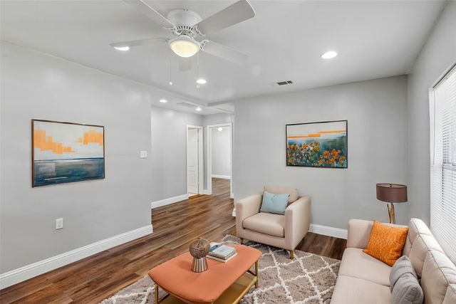 403 E 2nd Street, Arlington, TX 76010