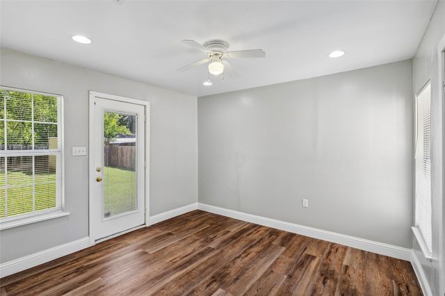 403 E 2nd Street, Arlington, TX 76010