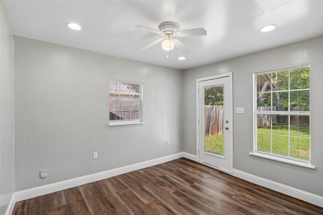 403 E 2nd Street, Arlington, TX 76010