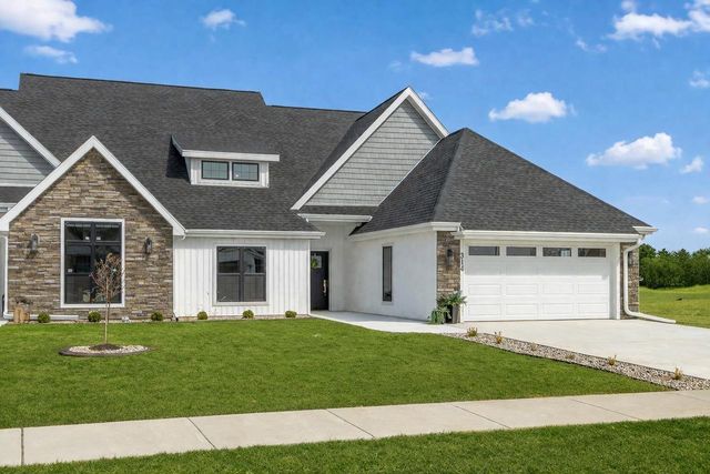 314 Willow Street, Pardeeville, WI 53954