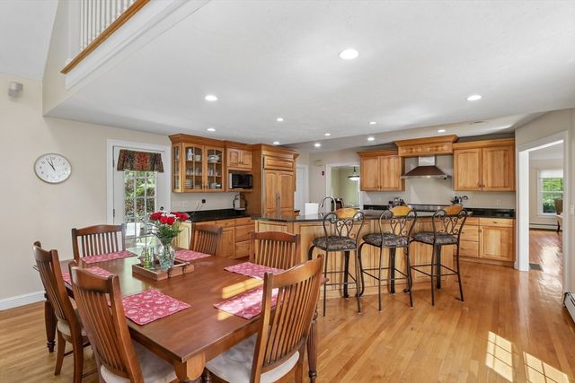 34 Broken Tree Rd, Medway, MA 02053