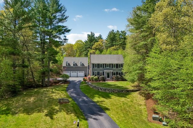 34 Broken Tree Rd, Medway, MA 02053