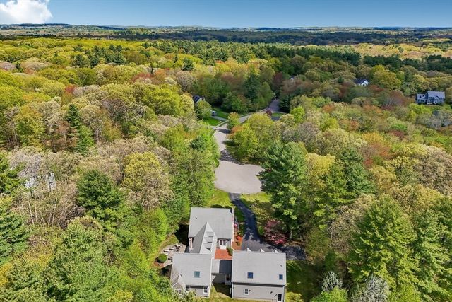 34 Broken Tree Rd, Medway, MA 02053