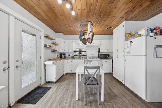 416 Broadway Street E, Osseo, MN 55369