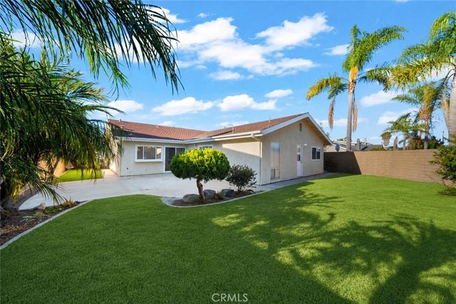 8612 Bayonne, Huntington Beach, CA 92646