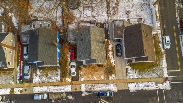 761 Drake Ave, Roselle Boro, NJ 07203