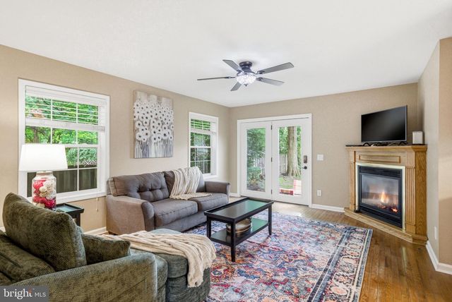 706 MAIN ST, Riverton, NJ 08077