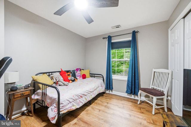 706 MAIN ST, Riverton, NJ 08077