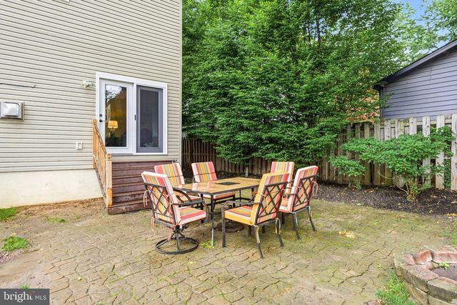 706 MAIN ST, Riverton, NJ 08077