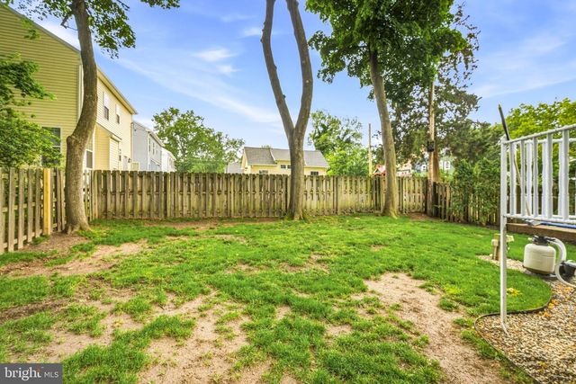 706 MAIN ST, Riverton, NJ 08077